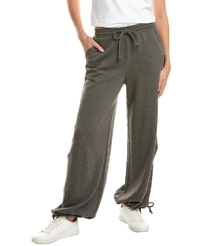 Elegant tight trousers for women with sleek design and tailored for a perfect fit -Project Social T On The Rise Parachute Pant