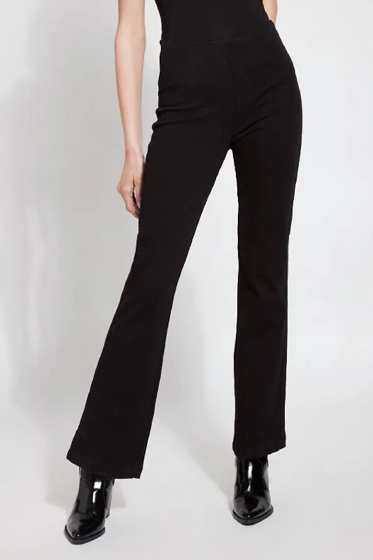 Tight trousers for women with cropped style and chic, modern finish -Baby Bootcut Denim In Black