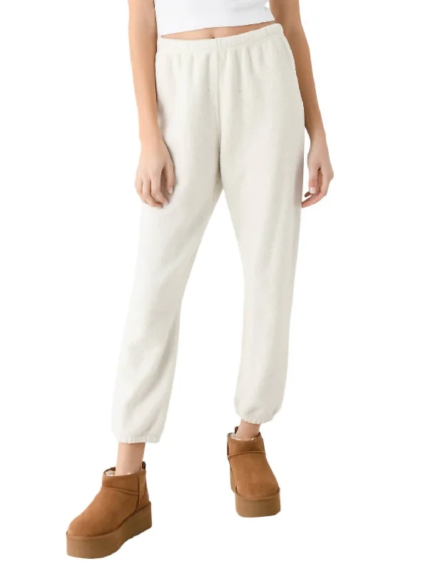 Designer tight trousers for women with unique stitching and high-fashion appeal -Fleetwood Sweatpant In Heather Grey