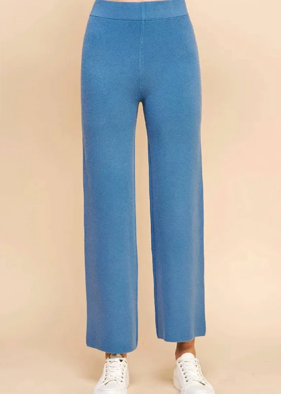 Comfortable tight trousers for women with soft cotton fabric and stretch -Straight Leg Sweater Pants In Dusty Blue