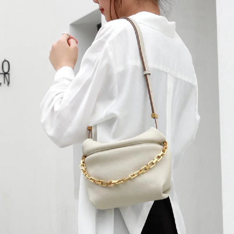 Handle bags with structured shapes for class -Leather Chain Dumpling One-shoulder Messenger Bag